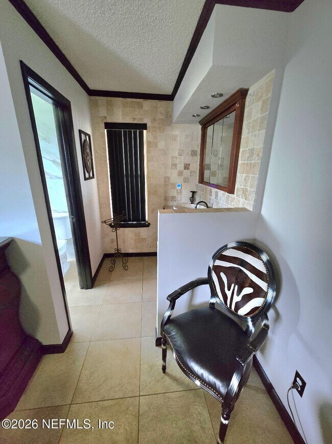 Building Photo - 6931 Cane Grass Ln E