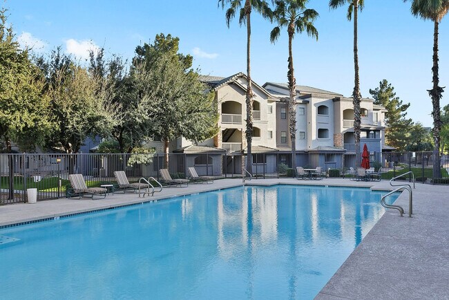 Building Photo - 875 W Pecos Rd