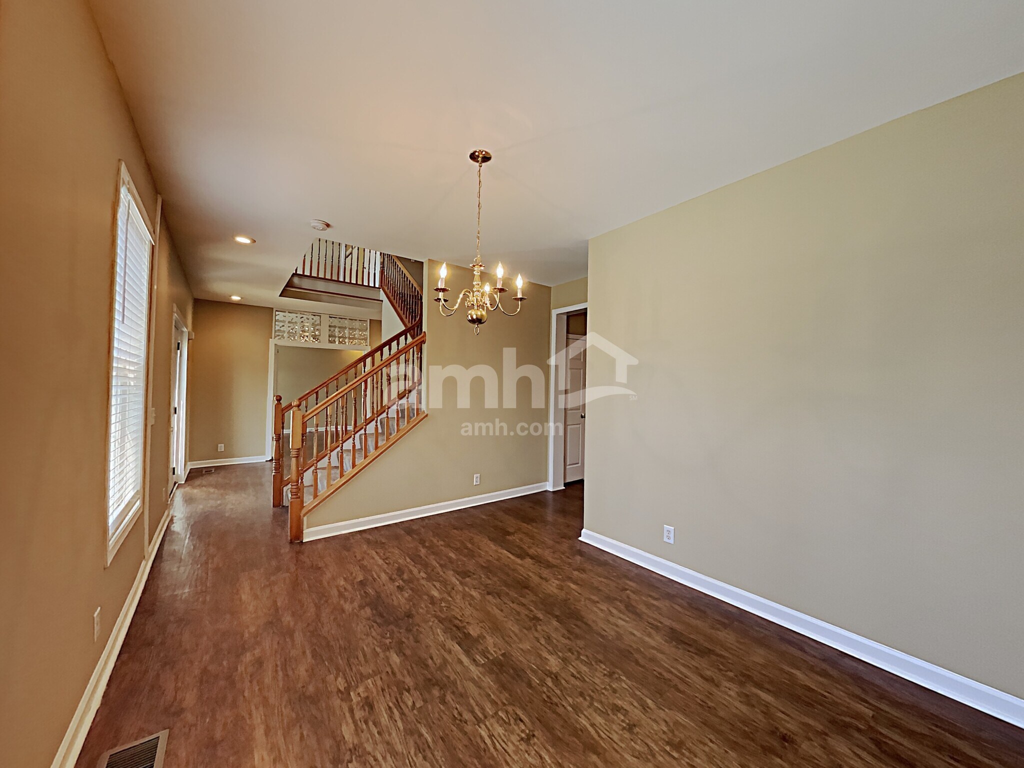 Building Photo - 1602 Solitude Ct