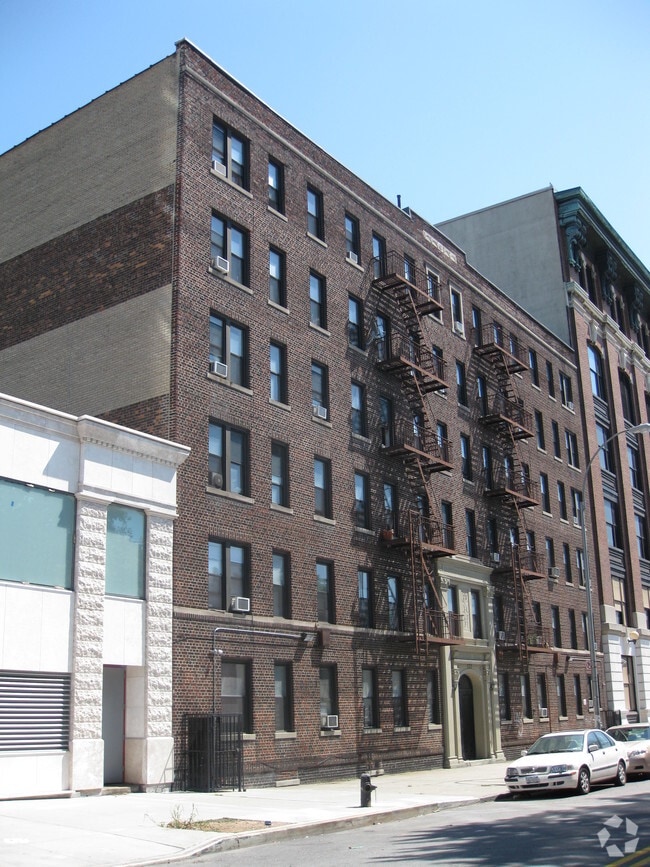 537 CLINTON AVE 537 Clinton Ave Brooklyn NY 11238 Apartment Finder