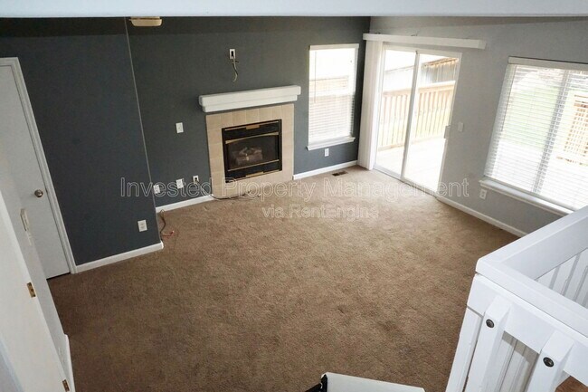 Building Photo - 9847 Sydney Ln