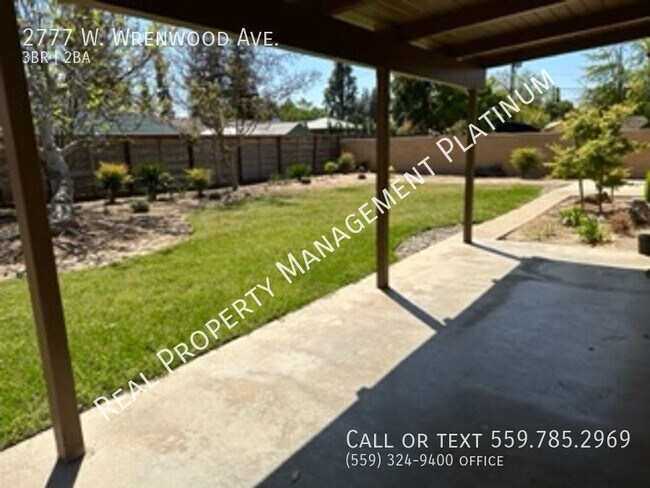 Building Photo - $2,200 Marks & Barstow 3 Bedroom Ranch Sty...