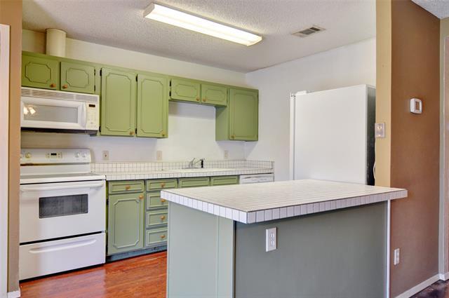 Building Photo - 708 Annapolis Dr