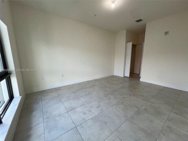 Building Photo - 8301 NW 41st St