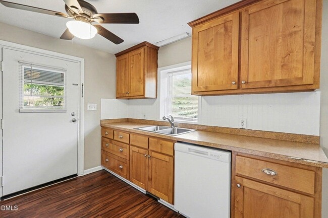 Building Photo - 534 N Fayetteville St