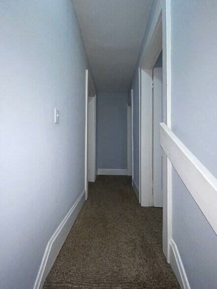 Building Photo - 728 Frebis Ave