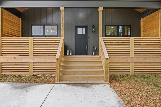 Building Photo - 2505 Vance Ave