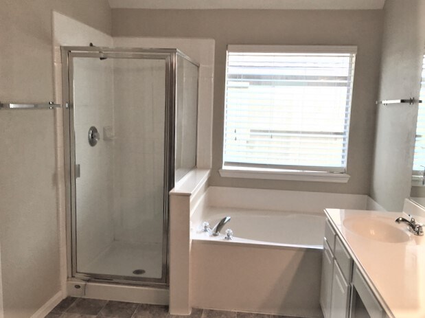 Building Photo - 4715 Meadows Edge Ln