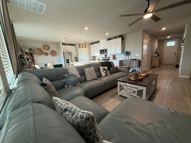 Building Photo - 3919 Radiant Mountain Dr