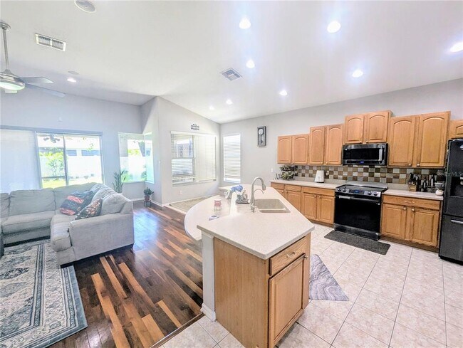 Building Photo - 11236 Blacksmith Dr