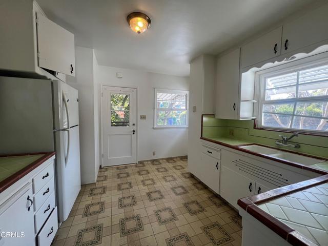 Building Photo - 1542 Alameda St