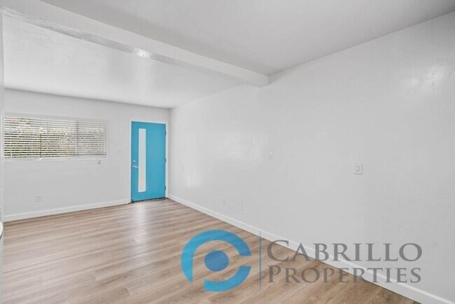 Building Photo - 4123 Kansas St
