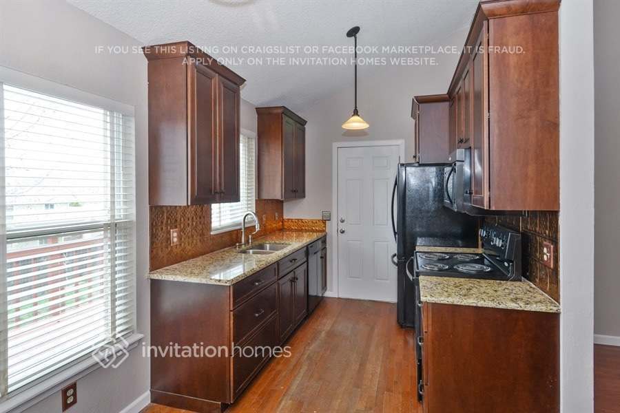 Building Photo - 4783 S Yampa St