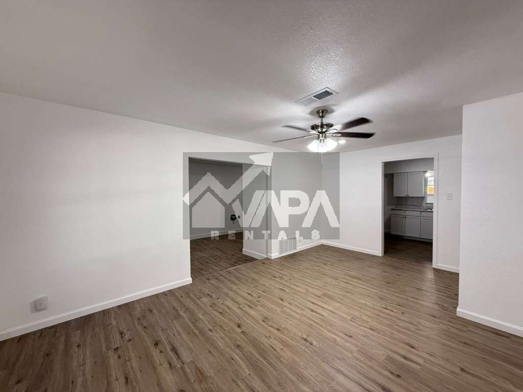Building Photo - 943 Weizmann St