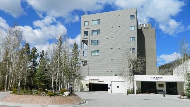 Building Photo - Winter Seasonal Rental- Sts. John 2543
