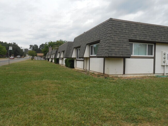 Building Photo - WILS2442