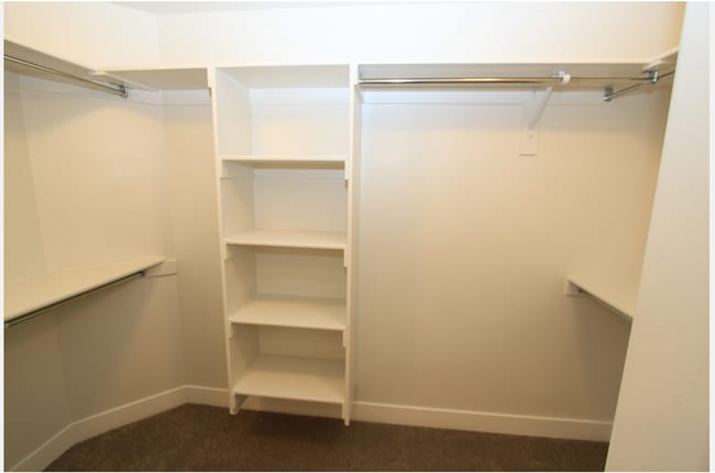 Building Photo - AVAILABLE NOW ~ Lehi Exchange Townhouse