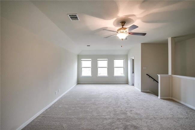 Building Photo - 226 Hot Spring Valley