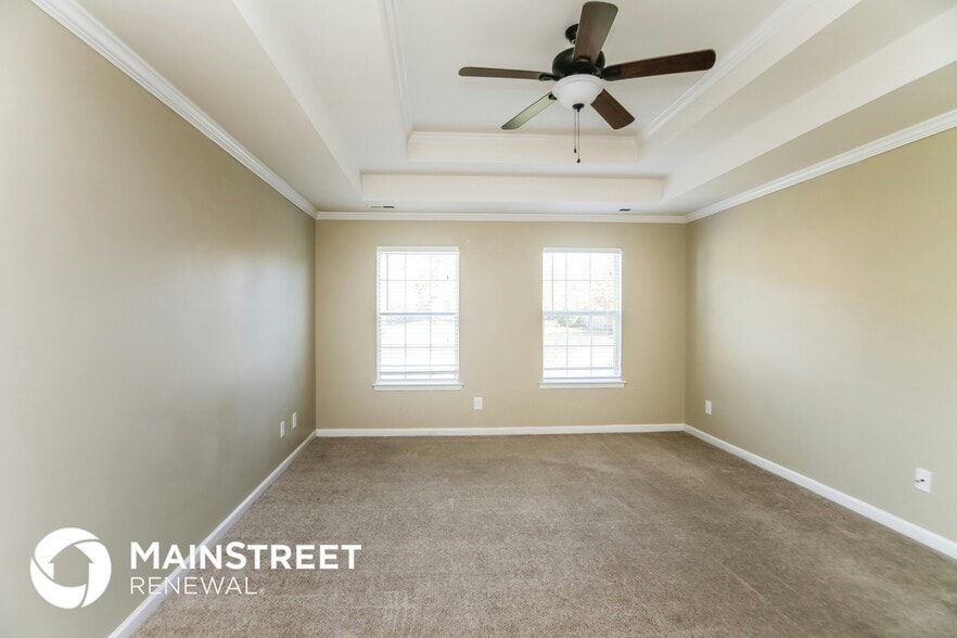 Building Photo - 2315 McMurry Dr