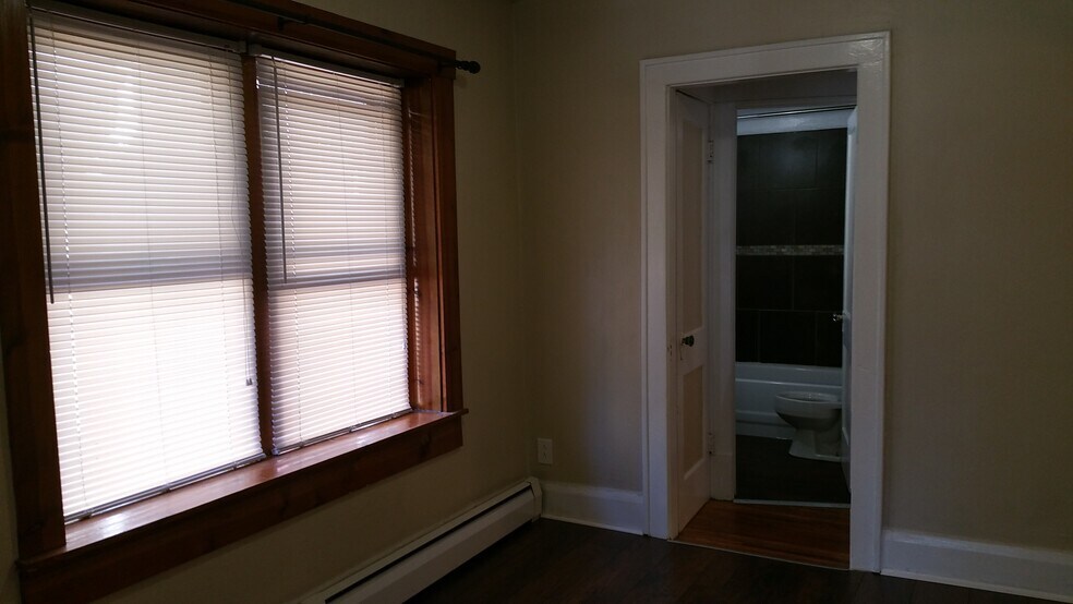 Building Photo - 121 McKinley Pkwy