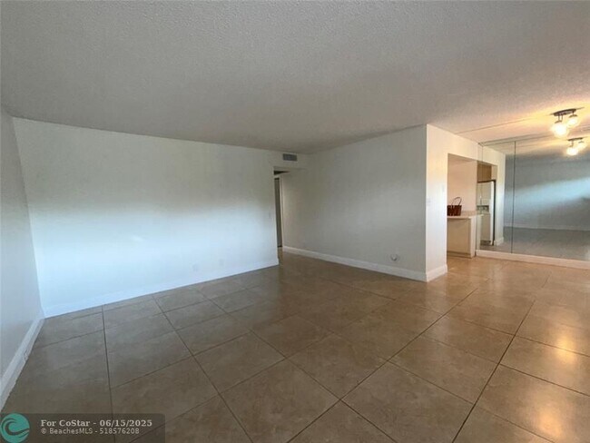 Building Photo - 1401 SW 134th Way