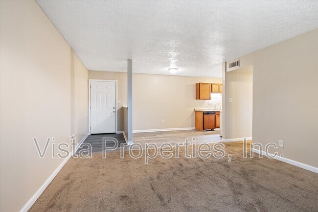 Building Photo - 4119 Glen Hill Manor Dr