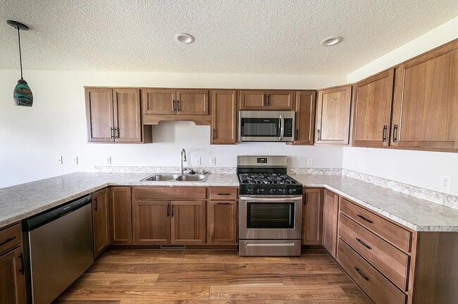 Building Photo - 5205 Pigeon Creek Ct