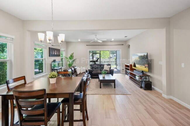 Building Photo - 10165 Roman Ln