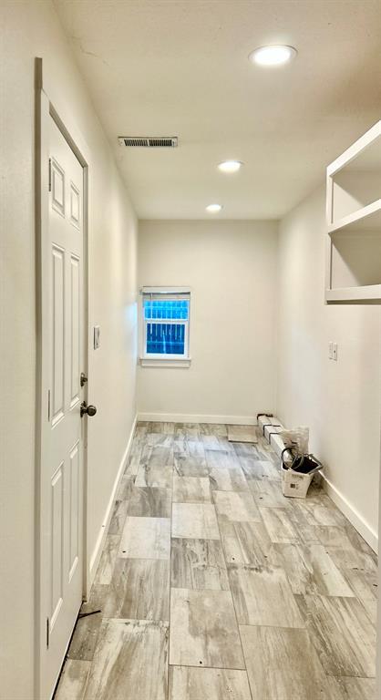 Building Photo - 4914 Scarsdale Dr