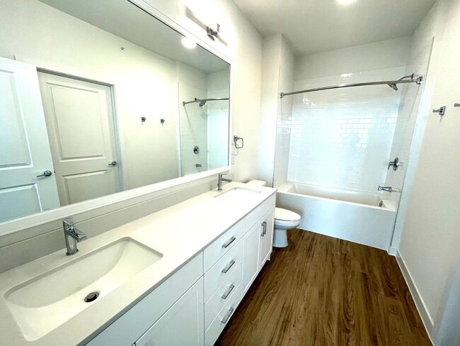 Building Photo - 1201 Wolf Cyn Rd