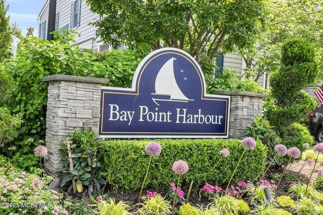 Building Photo - 4 Bay Point Harbour