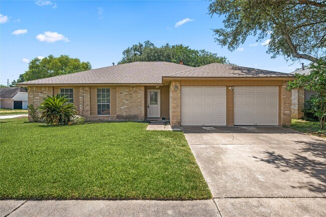Building Photo - 2603 Hollymist Dr