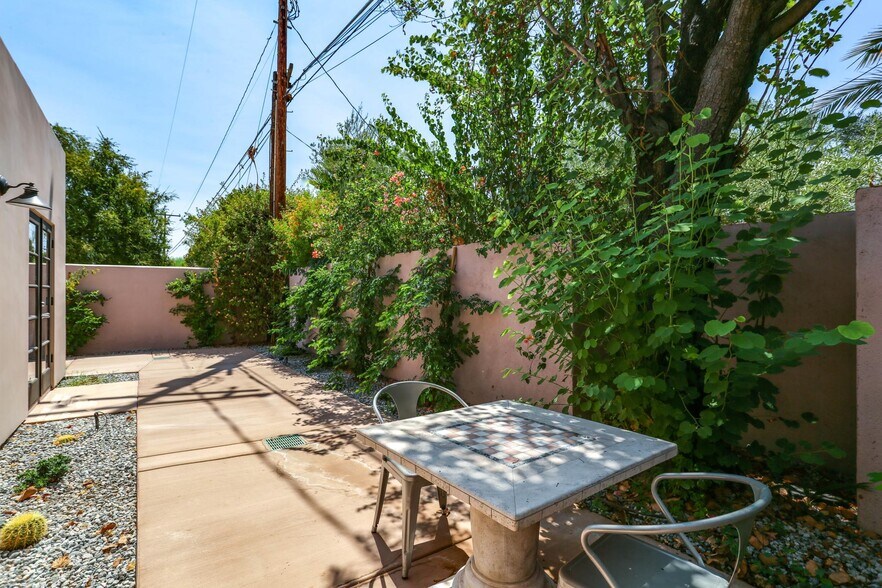 Building Photo - 133 Ocotillo Ave