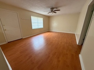Building Photo - 42099 Garden Dr