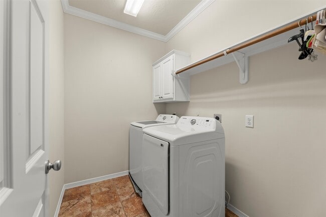 Building Photo - 1126 Sopris Dr