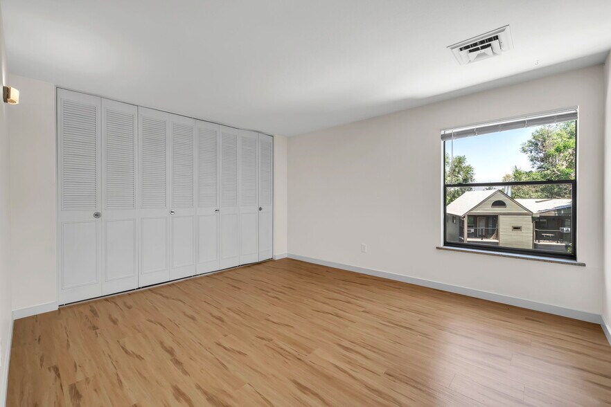 Building Photo - 2227 Canyon Blvd