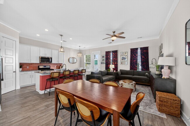 Building Photo - 4515 Summey Street