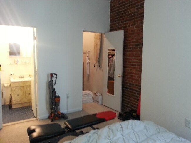 Building Photo - 23 Cortes St