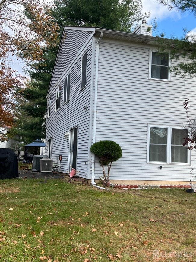 Building Photo - 100 Wyndmoor Dr