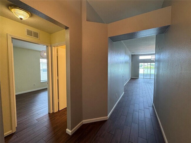 Building Photo - 12827 Early Run Ln
