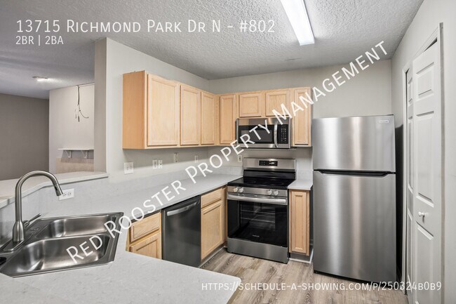 Building Photo - 13715 Richmond Park Dr N