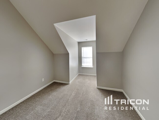 Building Photo - 178 Fairmont Cir
