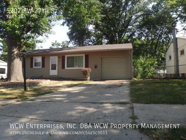 Building Photo - 5207 SW 27th St