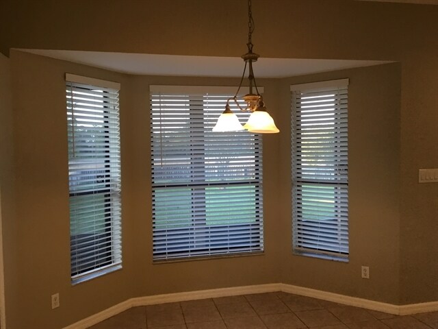 Building Photo - 1545 Amaryllis Cir