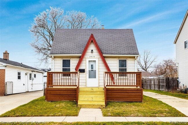 Primary Photo - 25175 Dale St