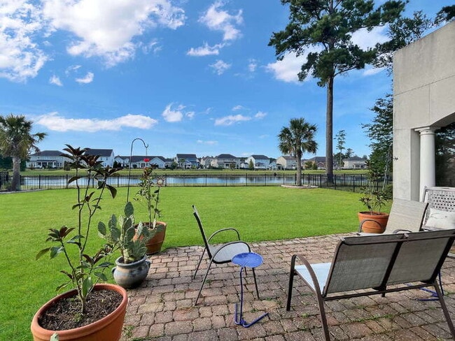 Building Photo - 663 Wyndham Way