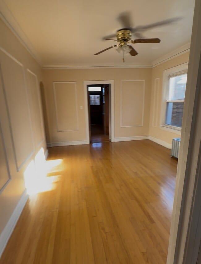 Building Photo - 7825 S Phillips Ave