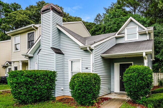 Building Photo - 2318 Wellington Cir