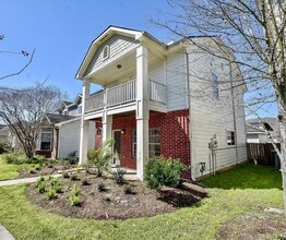 Building Photo - 3910 Mossy Pl Ln