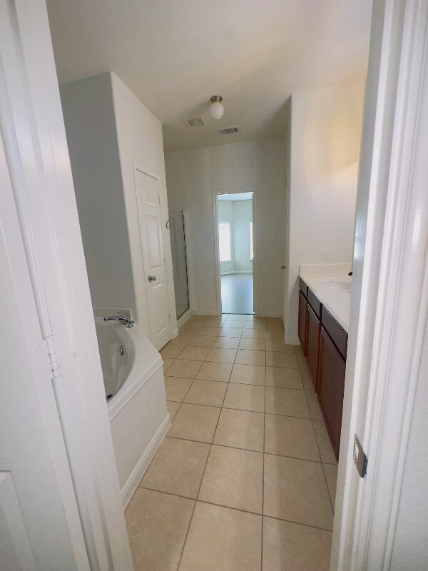 Building Photo - 1417 Cottonwood Trail